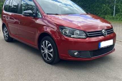VW Touran 210.000 km 7.200 &euro; Aalen 73433