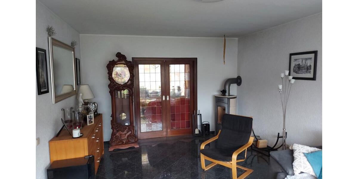 Etagenwohnung Andernach - 5 Zimmer, 133 m&sup2;, 298.000&euro; | Angebot:27284537