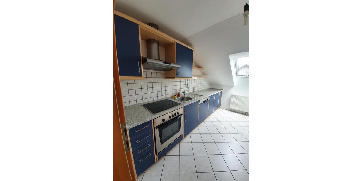 Dachgeschoßwohnung Nittenau - 2.5 Zimmer, 67 m&sup2;, 600&euro; | Angebot:26185126