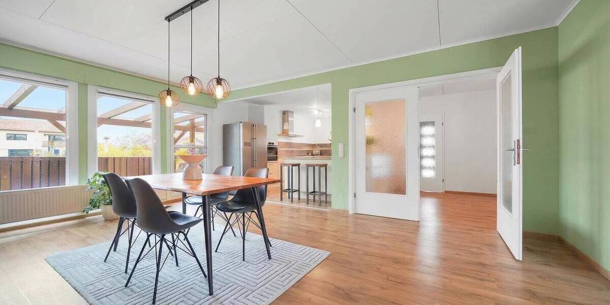 Bungalow Friedberg (Hessen) Friedberg - 6 Zimmer, 147 m&sup2;, 549.000&euro; | Angebot:26275957