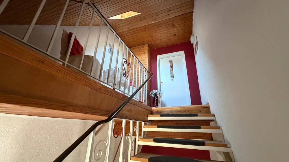 Mehrfamilienhaus, Wohnhaus Lemberg - 9 Zimmer, 320 m&sup2;, 259.000&euro; | Angebot:26346382
