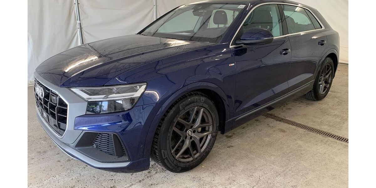 Audi Q8 99.400 km 48.990 &euro; Steinbach-Hallenberg OT Herges-Hallenberg 98587