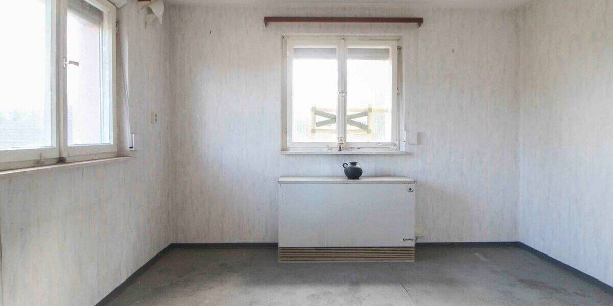 Einfamilienhaus Mühlacker Dürrmenz - 6 Zimmer, 115 m&sup2;, 175.000&euro; | Angebot:26629437