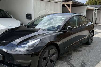 Tesla Model 3 59.900 km 29.900 &euro; Passau 94036