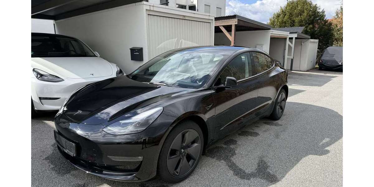 Tesla Model 3 59.900 km 29.900 &euro; Passau 94036