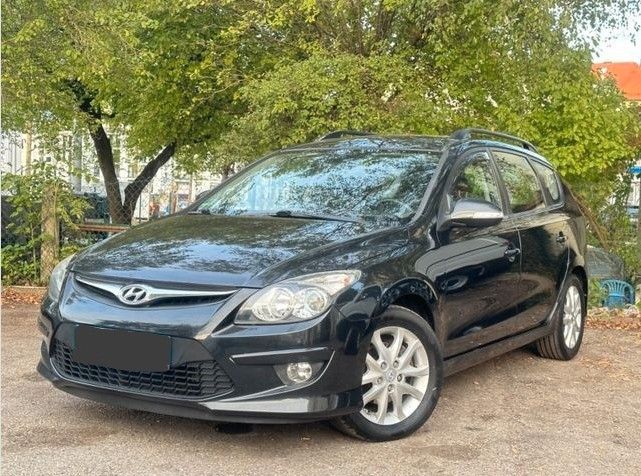 Hyundai i30 308.000 km 2.000 € Mallersdorf-Pfaffenberg 84066