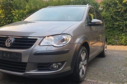 VW Touran 210.000 km 6.490 &euro; Paderborn 33106