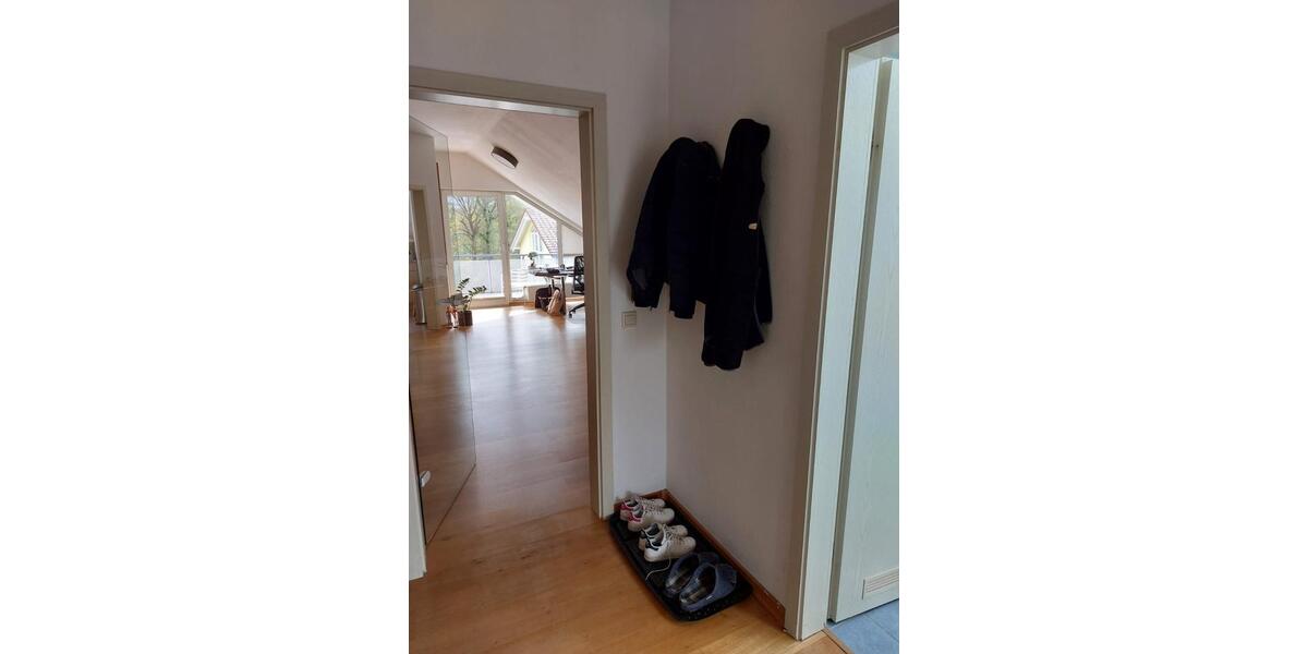 Dachgeschoßwohnung Dreieich - 2 Zimmer, 65 m&sup2;, 900&euro; | Angebot:24976341