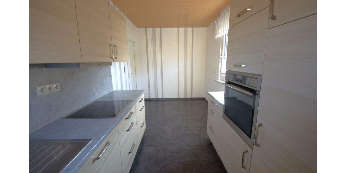 Einfamilienhaus Burg (Dithmarschen) - 7 Zimmer, 200 m&sup2;, 398.000&euro; | Angebot:25604778