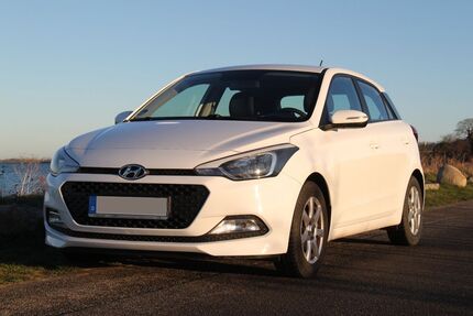 Hyundai i20 84.589 km 8.100 &euro; Heiligenhafen 23774