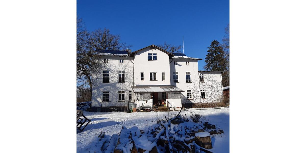 Etagenwohnung Perleberg - 4 Zimmer, 100 m&sup2;, 400&euro; | Angebot:26060360