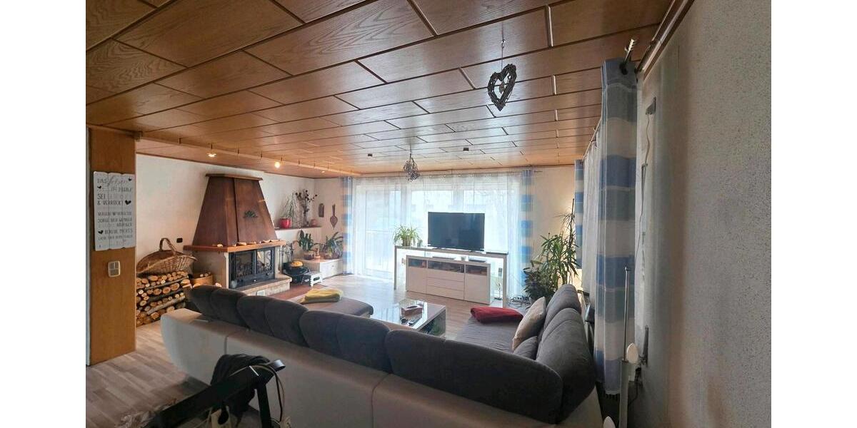 Einfamilienhaus Arzberg - 7 Zimmer, 224 m&sup2;, 385.000&euro; | Angebot:25930659