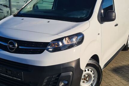 Opel Vivaro 81.752 km 15.490 &euro; Jessen 06917