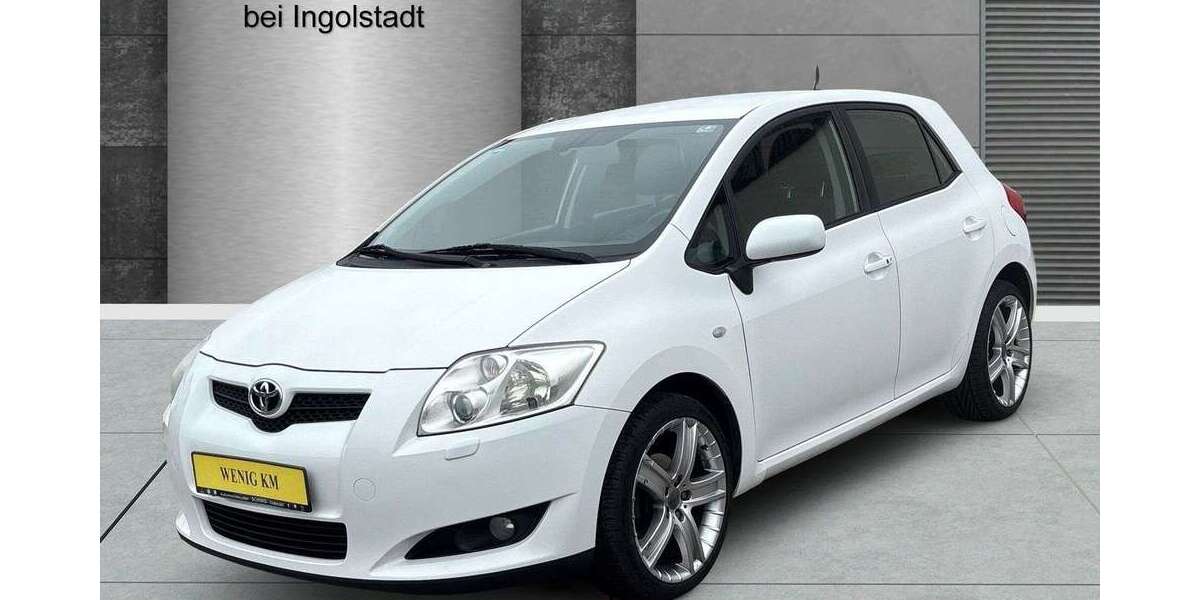 Toyota Auris 137.000 km 3.990 &euro; Langenbruck 85084