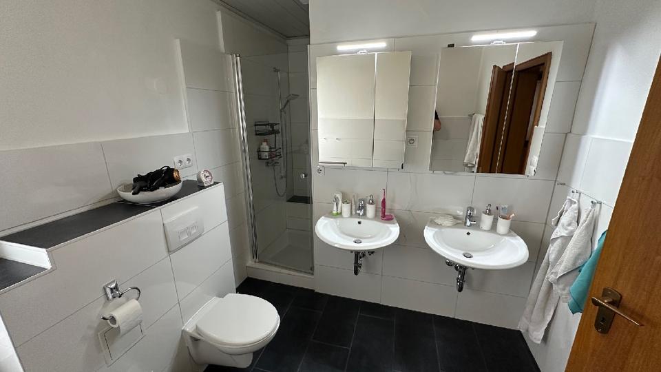 Reihenhaus Schlangen - 4 Zimmer, 112 m&sup2;, 1.100&euro; | Angebot:26338502