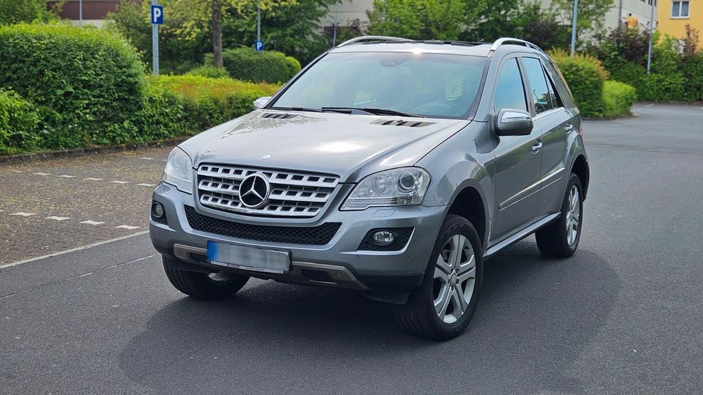 Mercedes-Benz ML 350 211.000 km 13.499 &euro; Friedberg 61169