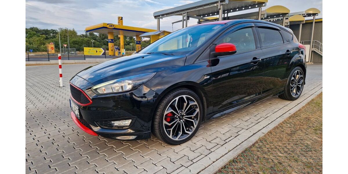 Ford Focus 197.000 km 7.950 &euro; Büdingen 63654
