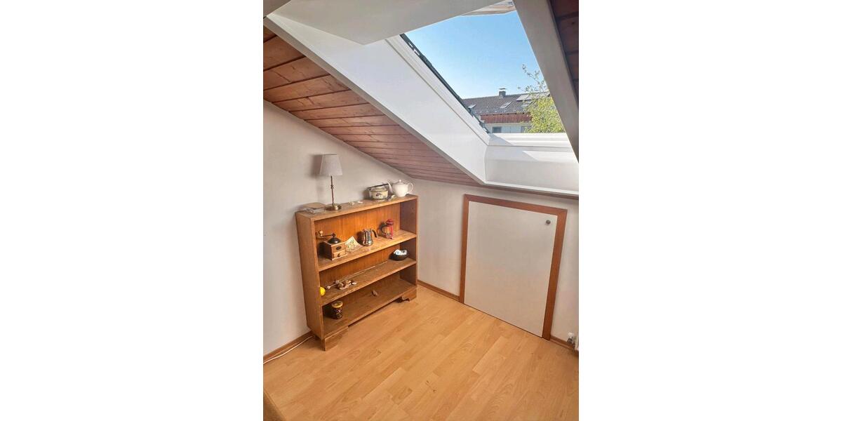 Dachgeschoßwohnung Dorfen - 1 Zimmer, 50 m&sup2;, 600&euro; | Angebot:26399586