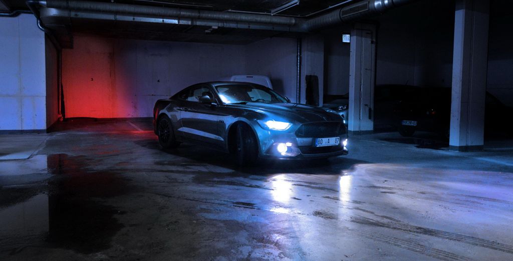 Ford Mustang 84.000 km 28.700 &euro; Kleve 47533