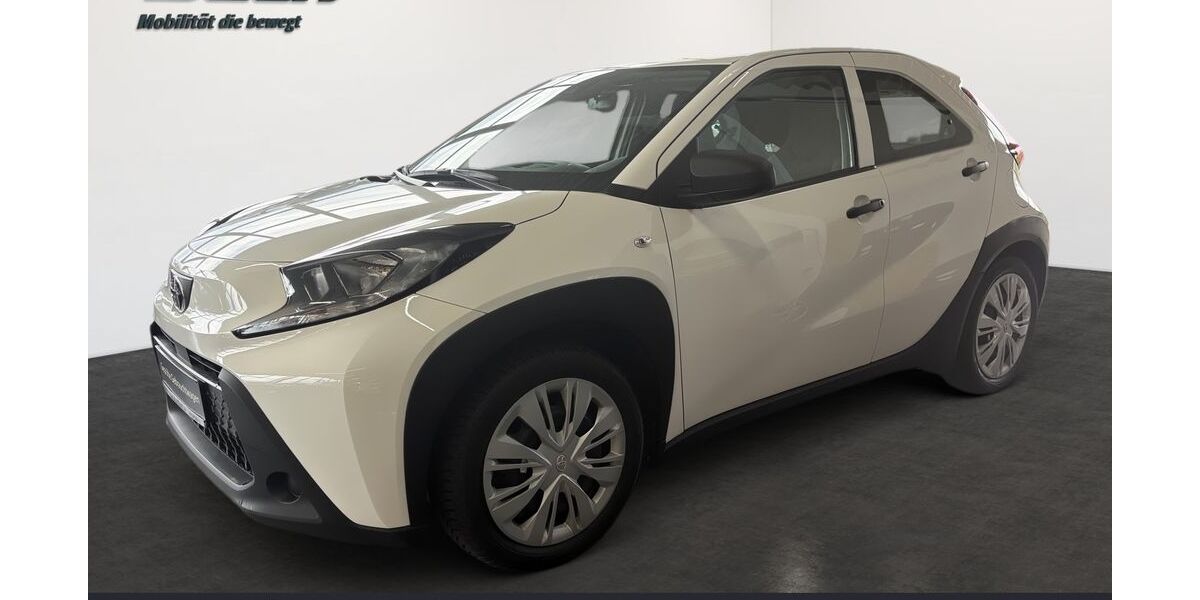 Toyota Aygo (X) 37.400 km 13.990 &euro; Villingen-Schwenningen 78048