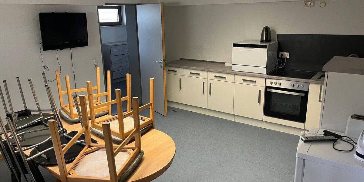 Etagenwohnung Kröv - 9 Zimmer, 214 m&sup2;, 1.190&euro; | Angebot:26858188