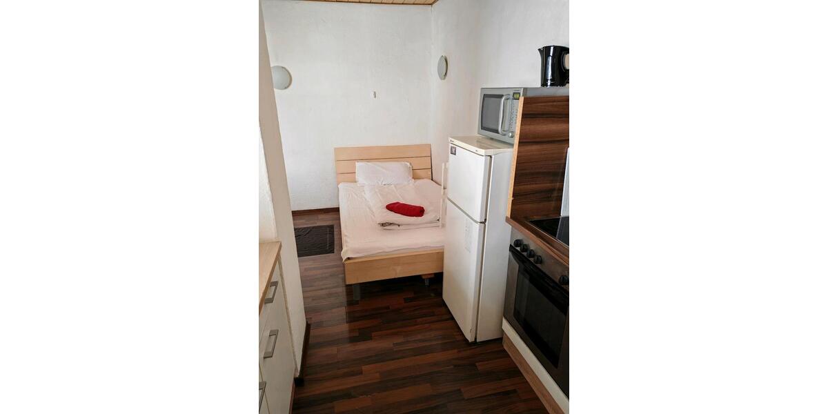 Erdgeschoßwohnung Köln Kalk - 1 Zimmer, 25 m&sup2;, 700&euro; | Angebot:26408232