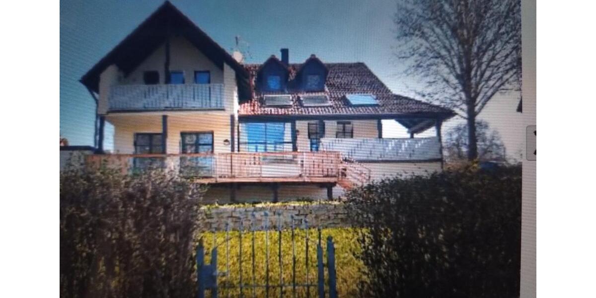 Einfamilienhaus Amberg - 3 Zimmer, 190 m&sup2;, 1.800&euro; | Angebot:25948197