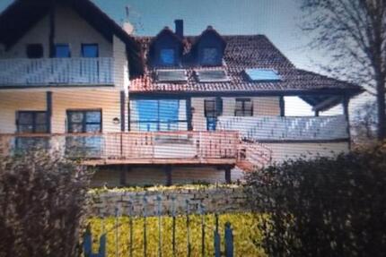 Haus Amberg - 3 Zimmer, 190 m&sup2;, 1.800&euro; | Angebot:25948197