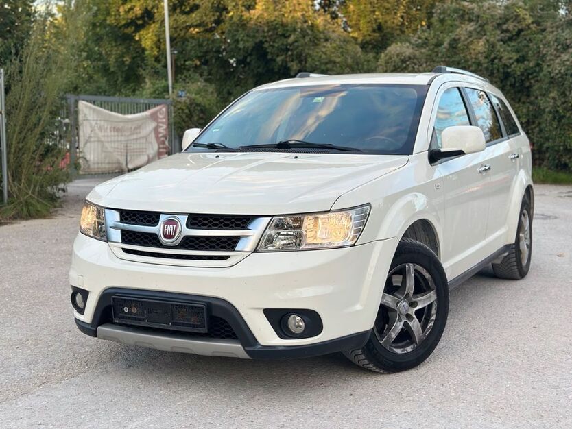 Fiat Freemont 215.524 km 4.900 € München 81827