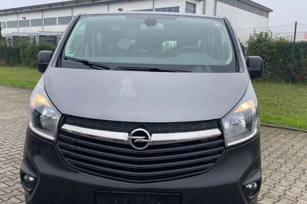 Opel Vivaro 188.000 km 12.999 € Donaueschingen 78166