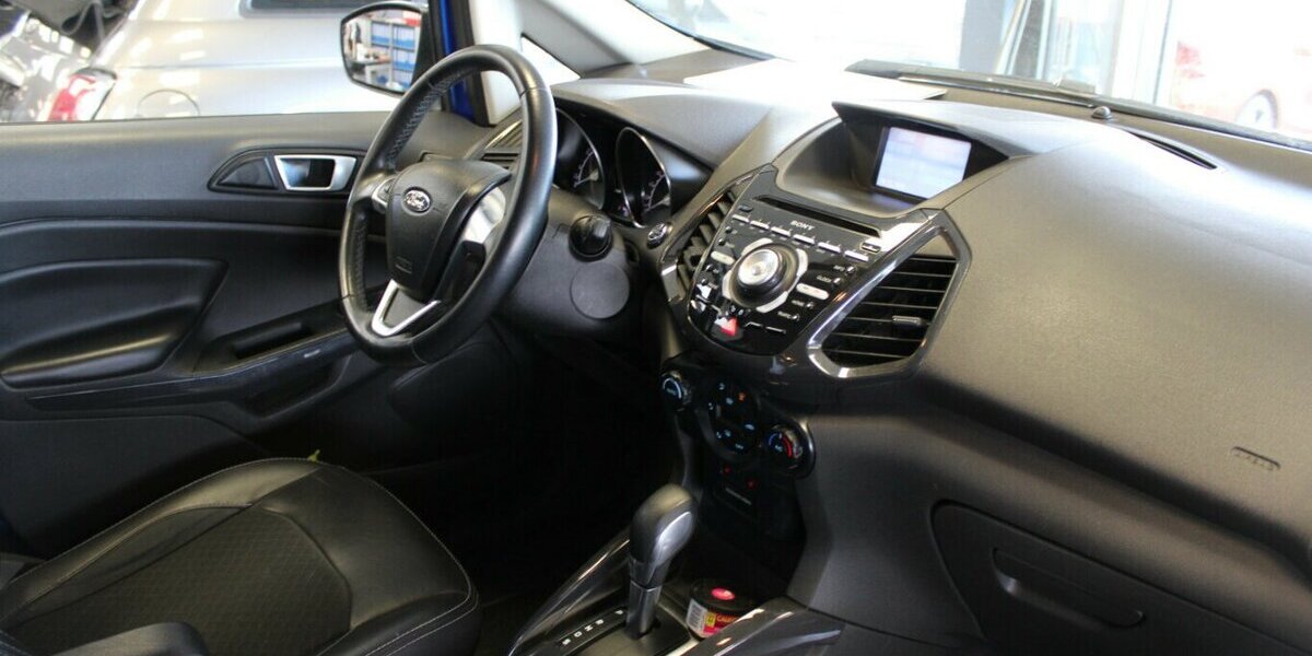 Ford EcoSport 1.5 Ti-VCT Aut. TITANIUM 76.325 km 10.780 &euro; Euskirchen 53881