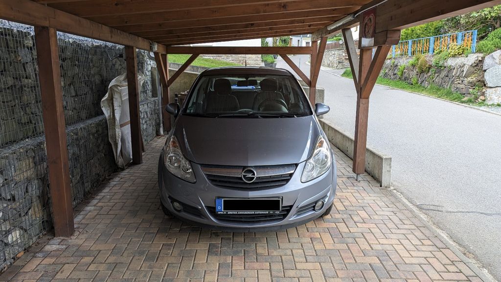 Opel Corsa 125.000 km 2.000 &euro; Thermalbad Wiesenbad 09488