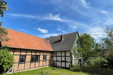 Haus Bad Arolsen - 6 Zimmer, 350 m&sup2;, 195.000&euro; | Angebot:24253552