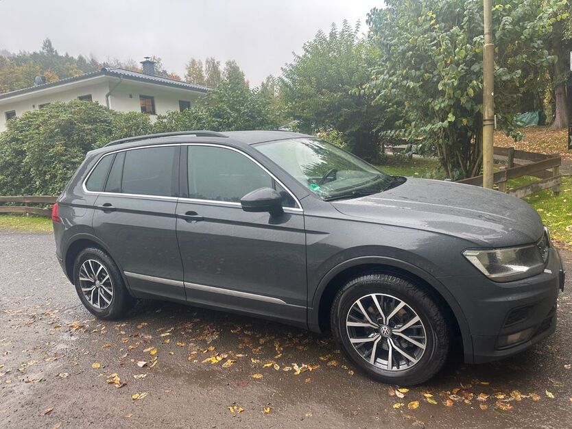 VW Tiguan 260.000 km 17.900 € Kreuztal 57223