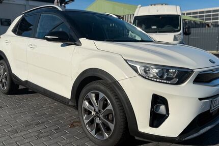 Kia Stonic 184.000 km 10.999 &euro; Berlin 12307