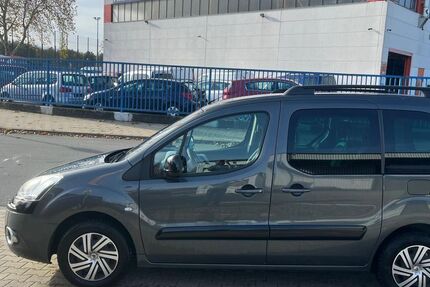 Citroen Berlingo 203.522 km 4.999 € Düsseldorf 40599