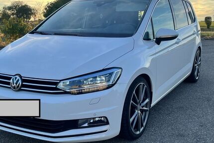 VW Touran 155.000 km 17.999 € Balingen 72336