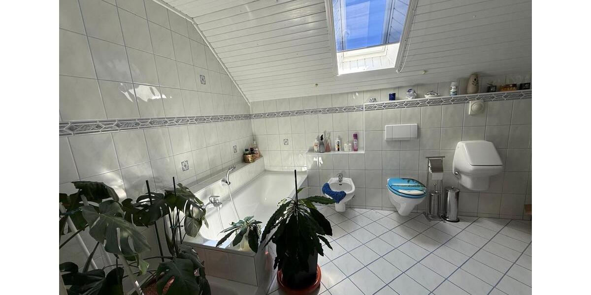 Einfamilienhaus Horn-Bad Meinberg Bad Meinberg - 11 Zimmer, 216 m&sup2;, 499.000&euro; | Angebot:26865468