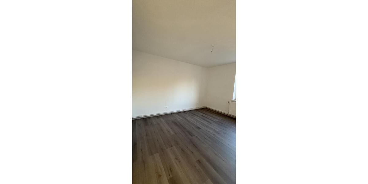 Erdgeschoßwohnung Sehnde - 3 Zimmer, 70 m&sup2;, 820&euro; | Angebot:26214827