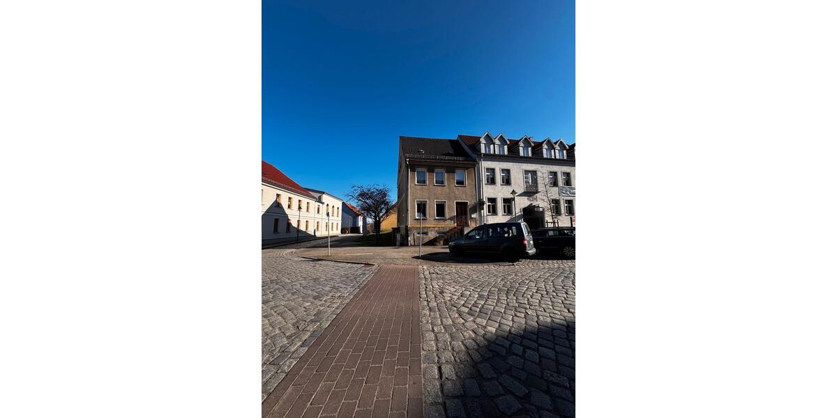 Reihenhaus Altentreptow - 6 Zimmer, 140 m&sup2;, 125.000&euro; | Angebot:23816943