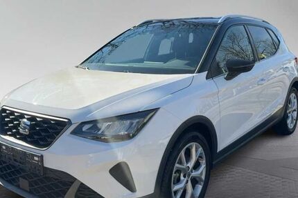 Seat Arona 28.800 km 21.990 &euro; München 81249