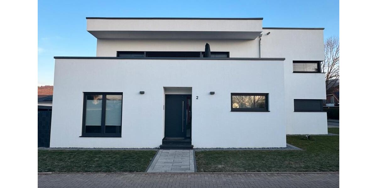 Exklusive Neubau Erdgeschoss Terrassenwohnung mit Haus-Charakter 3 zimmer