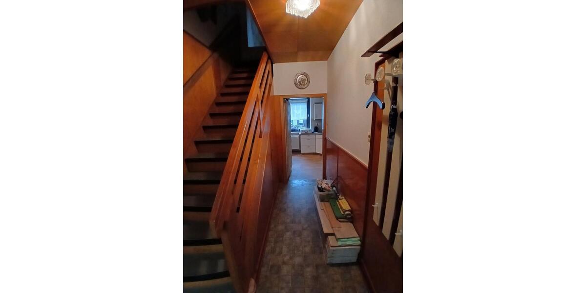 Einfamilienhaus Bodenfelde - 7 Zimmer, 155 m&sup2;, 98.000&euro; | Angebot:27093079