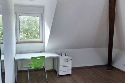 Wohnung Karlsruhe Südstadt - 1 Zimmer, 15 m&sup2;, 350&euro; | Angebot:27317796