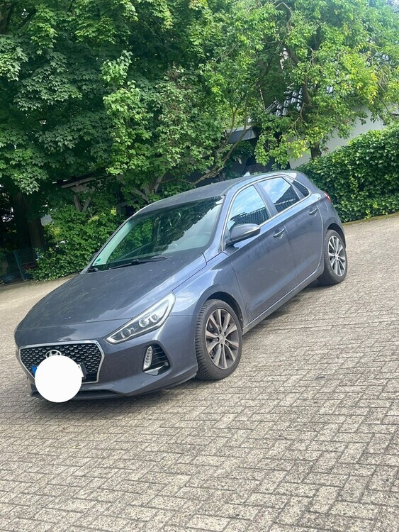 Hyundai i30 125.000 km 10.700 € Bremen 28195