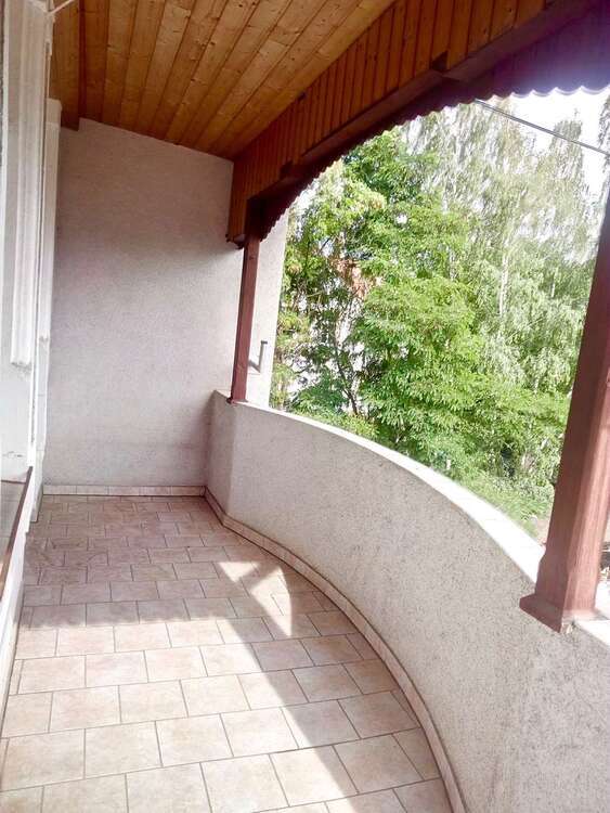 Villa mit 4 Wohneinheiten in Bahnhofsnähe zimmer