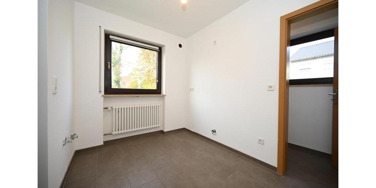 Herrliches Zuhause für die große Familie - sofort verfügbar! Renoviertes Einfamilienhaus in gefragter Lage 6 zimmer