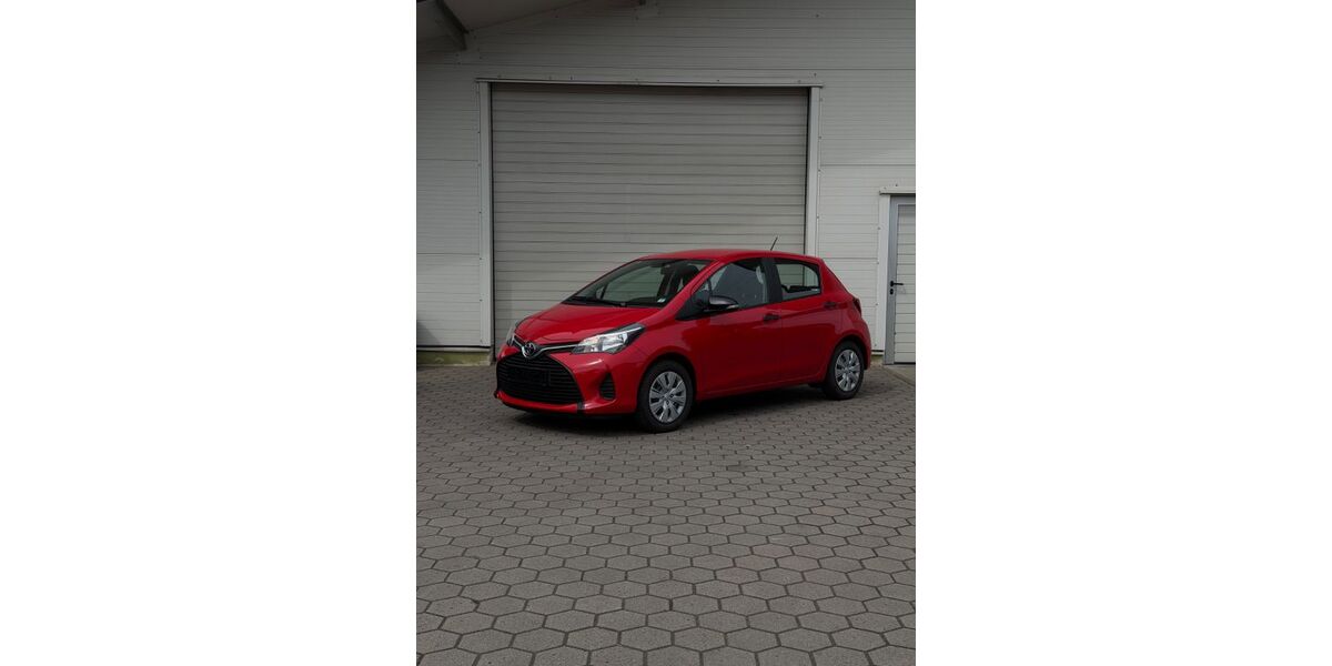 Toyota Yaris 11.900 km 10.390 &euro; Kulmbach 95326