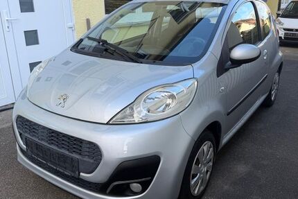 Peugeot 107 99.337 km 2.900 &euro; Sindelfingen 71065