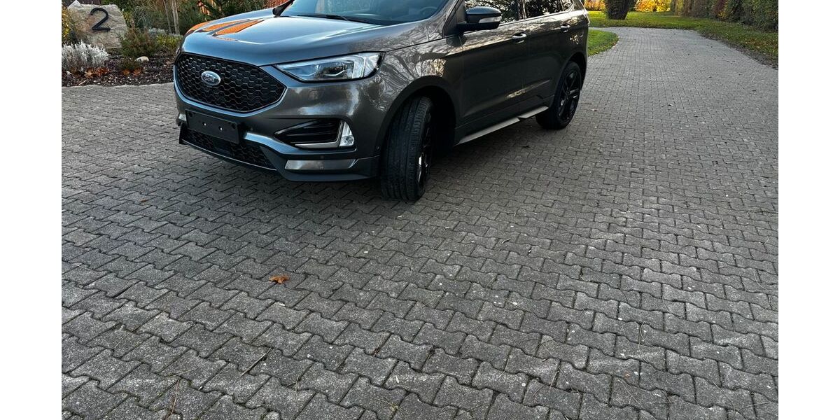 Ford Edge 93.684 km 28.900 &euro; Porta Westfalica 32457